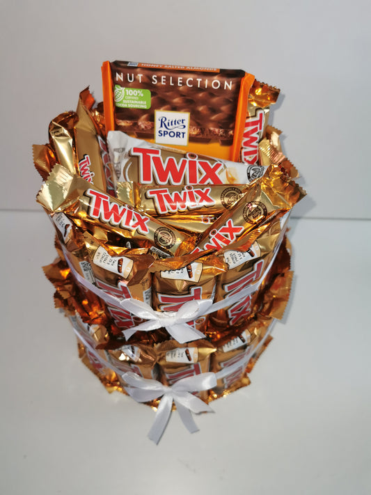 Złoty Tort Twix – Czekoladowa Kompozycja z Nutą Stylu